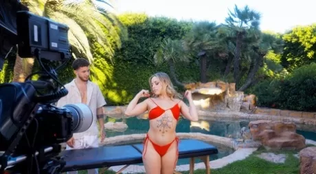 Видеоблог XXX с обнаженными фотографиями Анны Клэр Клаудс 6