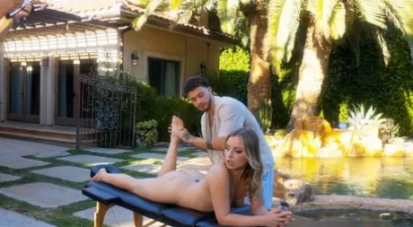 Видеоблог XXX с обнаженными фотографиями Анны Клэр Клаудс 3